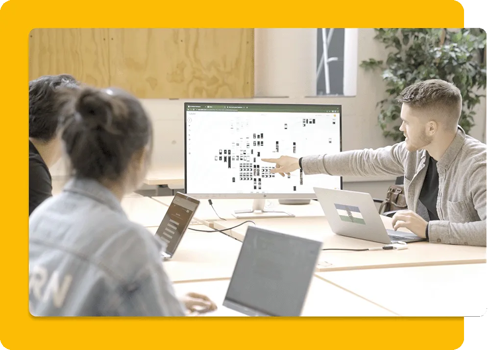 Эксперт Adalo разрабатывает индивидуальное приложение для клиента